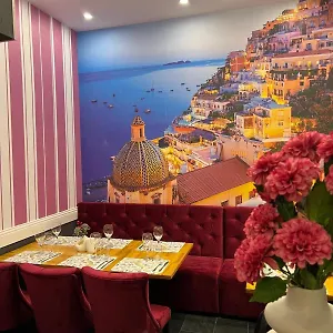 Hotel Les Jardins Carol, Bucarest